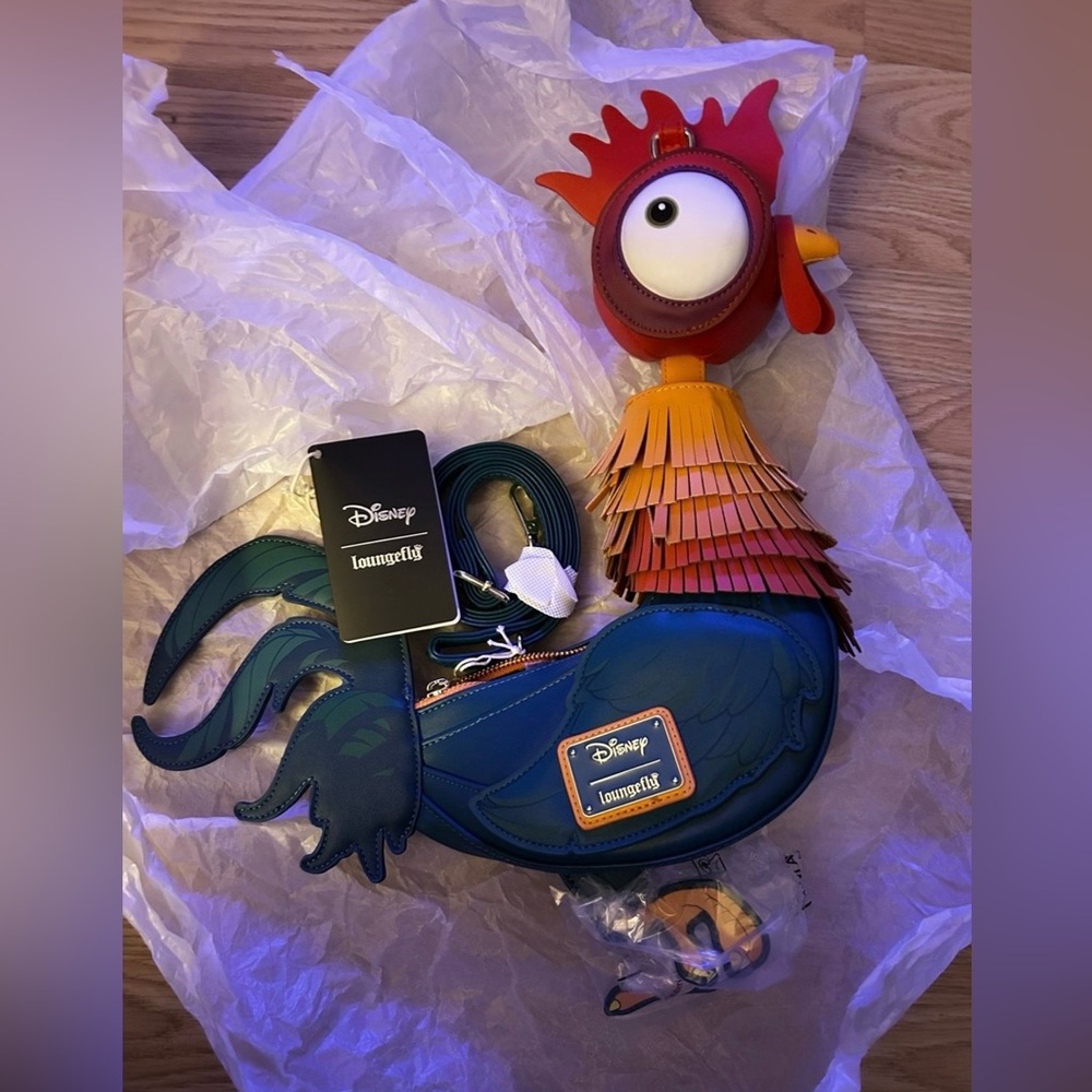 Loungefly Heihei Plush and Crossbody Bag Set of 2 for Fans. - Picture 9 of 9